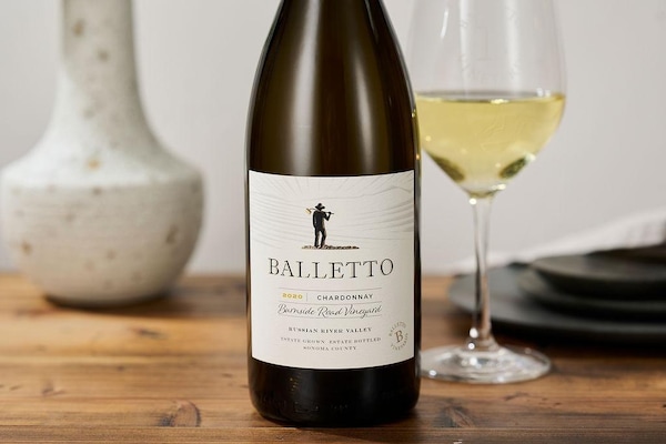 bottle, alcoholic drink, glass bottle, liquid, wine bottle, wine