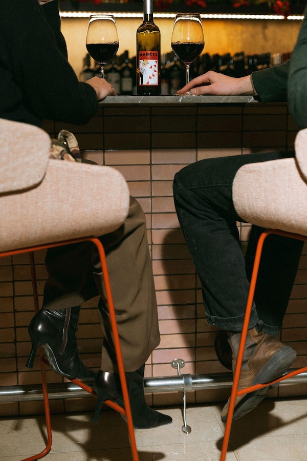 furniture, chair, comfort, knee, armrest, sock
