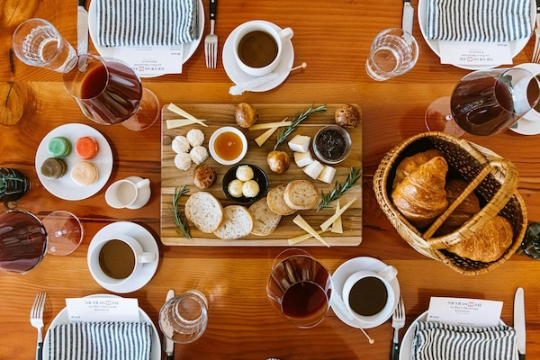 tableware, food, serveware, dishware, drinkware, cup