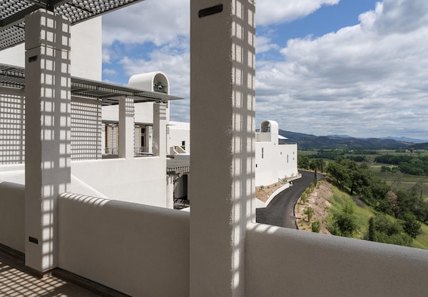 wall, composite material, concrete, design, daylighting, column