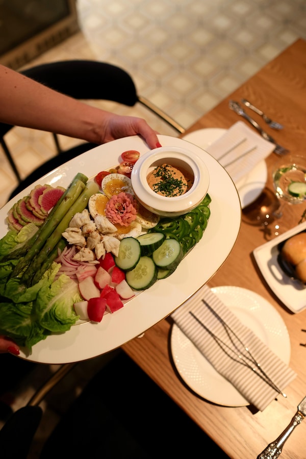 food, tableware, ingredient, dishware, produce, vegetable