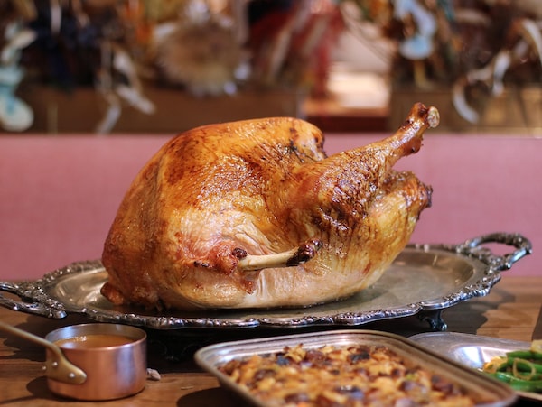 food, turkey meat, tableware, ingredient, recipe, roast goose