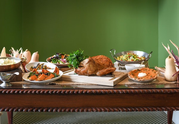 food, tableware, ingredient, produce, table, vegetable