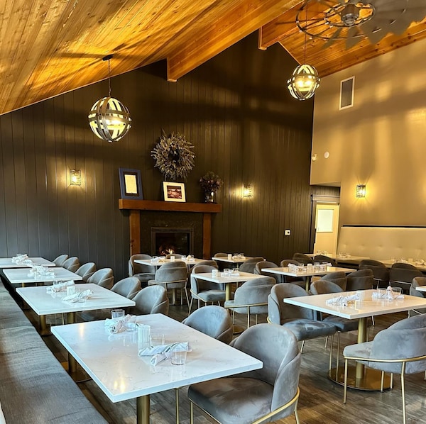 restaurant, serveware, chair