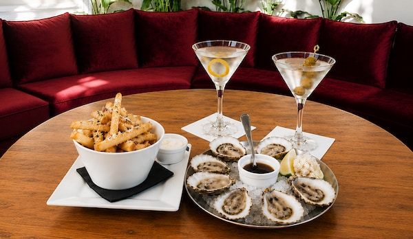 food, tableware, serveware, drinkware, table, ingredient