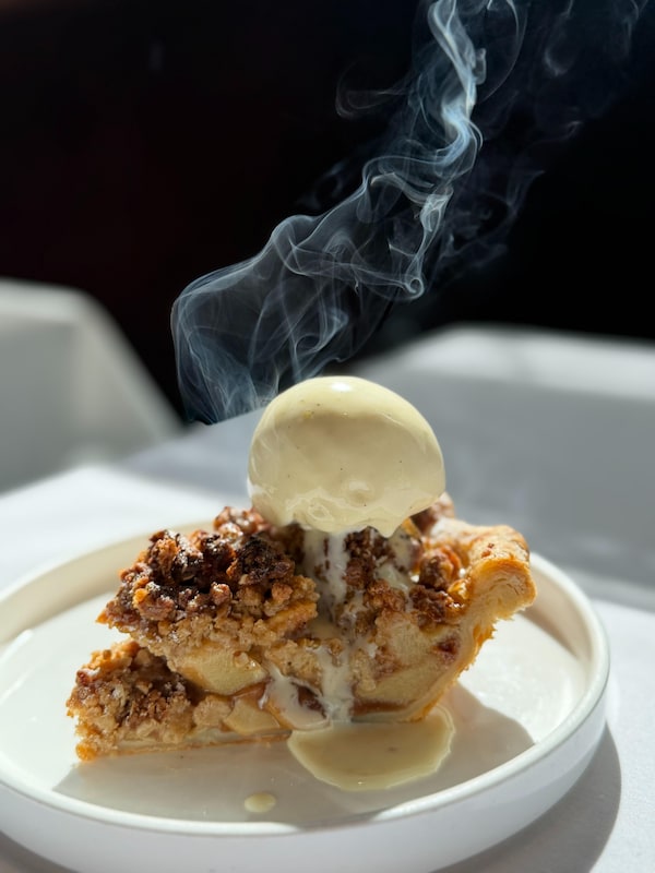 food, ingredient, tableware, dessert, ice cream, frozen dessert