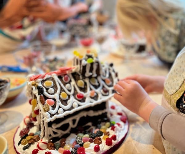 food, cake, dessert, ingredient, gingerbread house, cake decorating supply