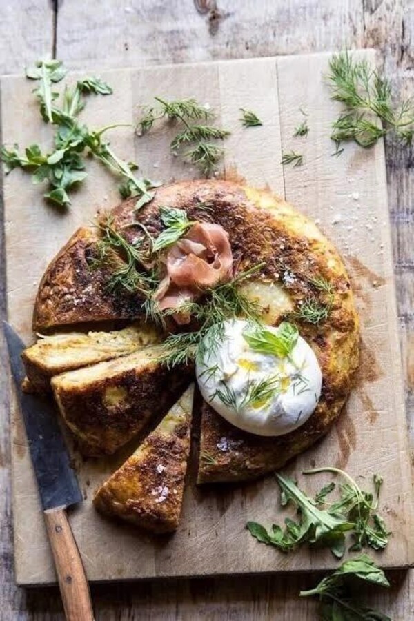 food, tableware, ingredient, bread, finger food, fast food