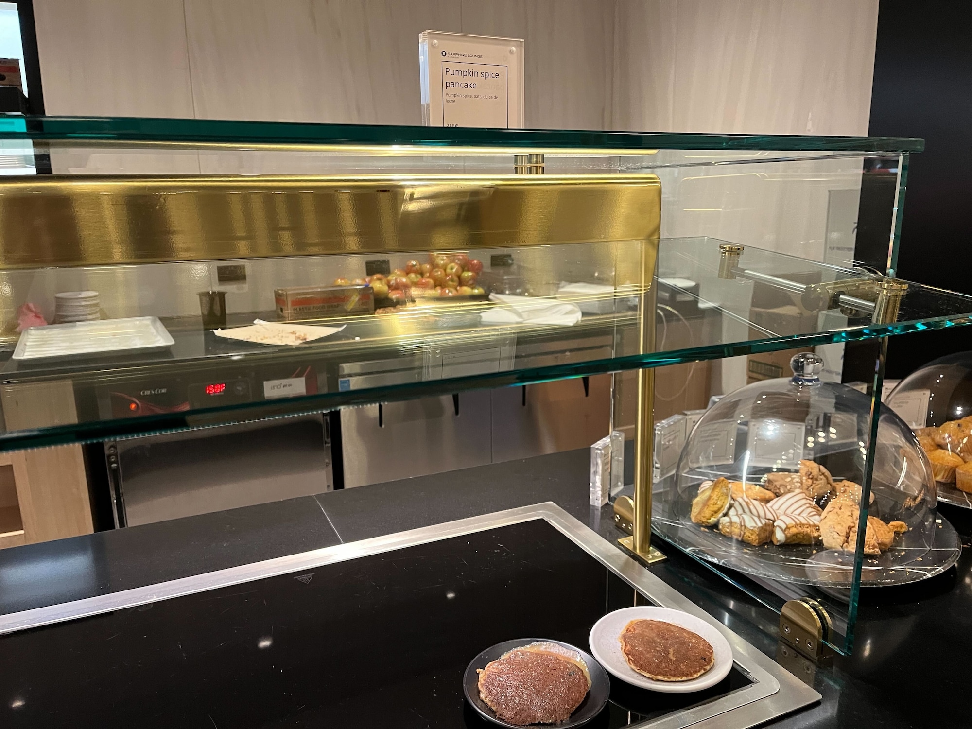 #3 of 5 images of Chase Sapphire Lounge by The Club