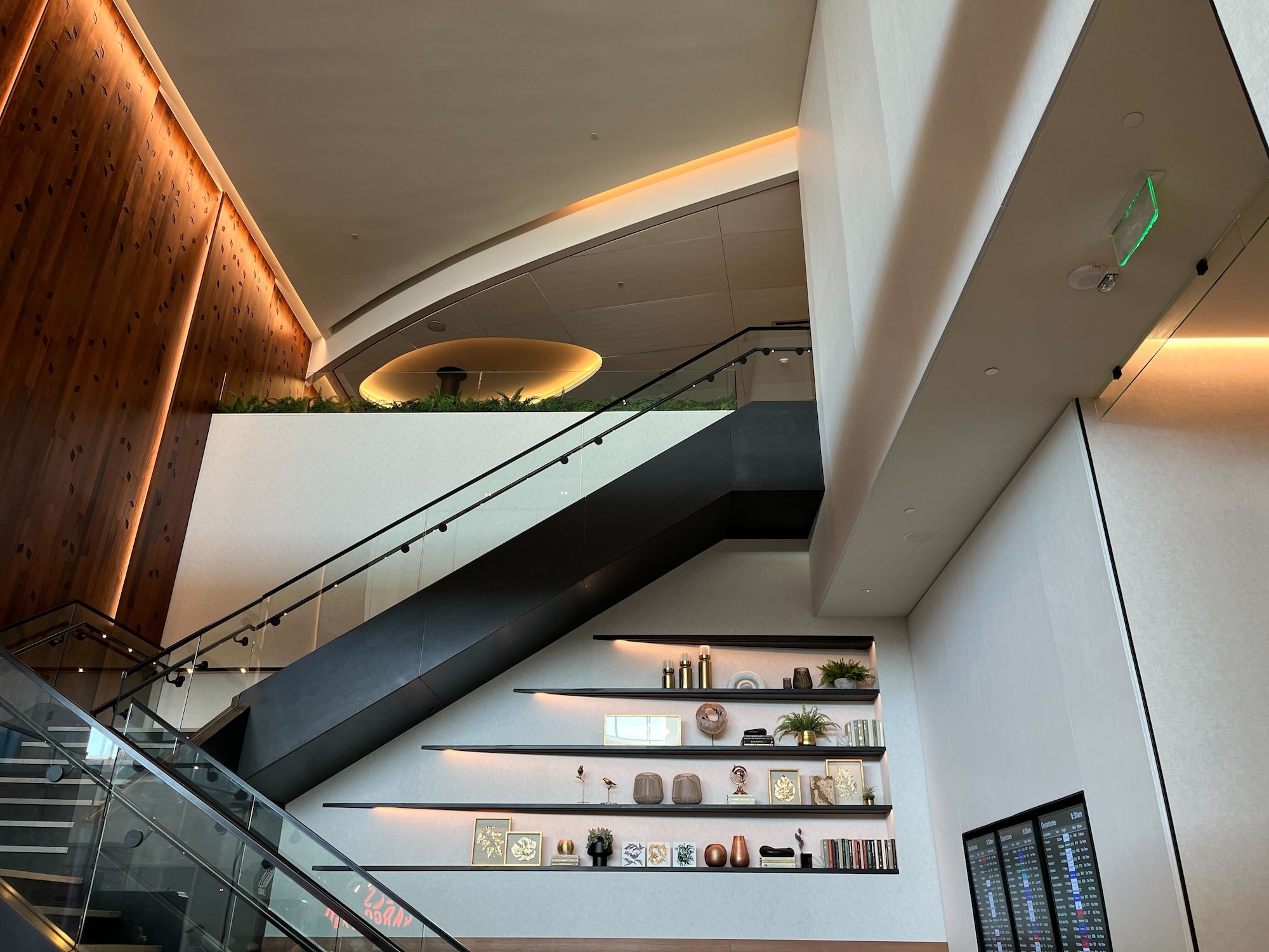 #4 of 5 images of The Club SFO