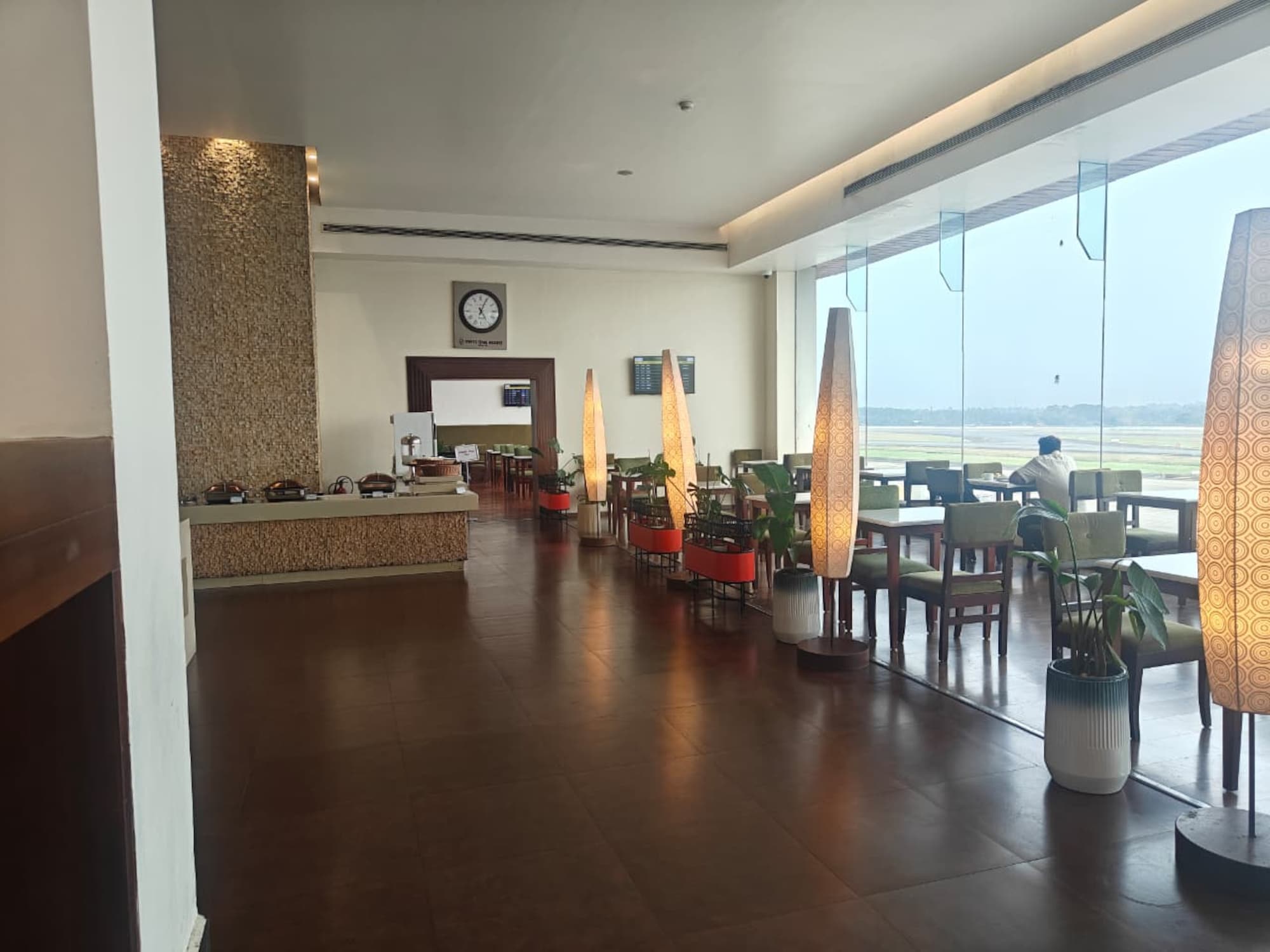 #1 of 5 images of Travel Club Lounge