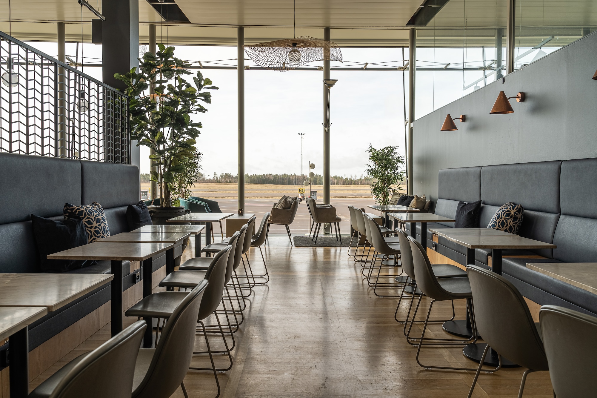 #3 of 5 images of The Lounge by Menzies Aviation