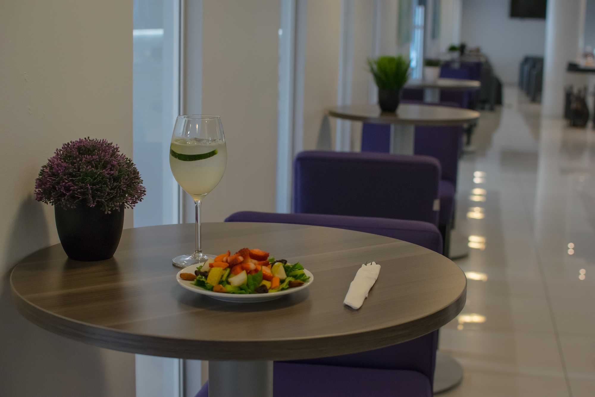 #1 of 4 images of OMA Premium Lounge