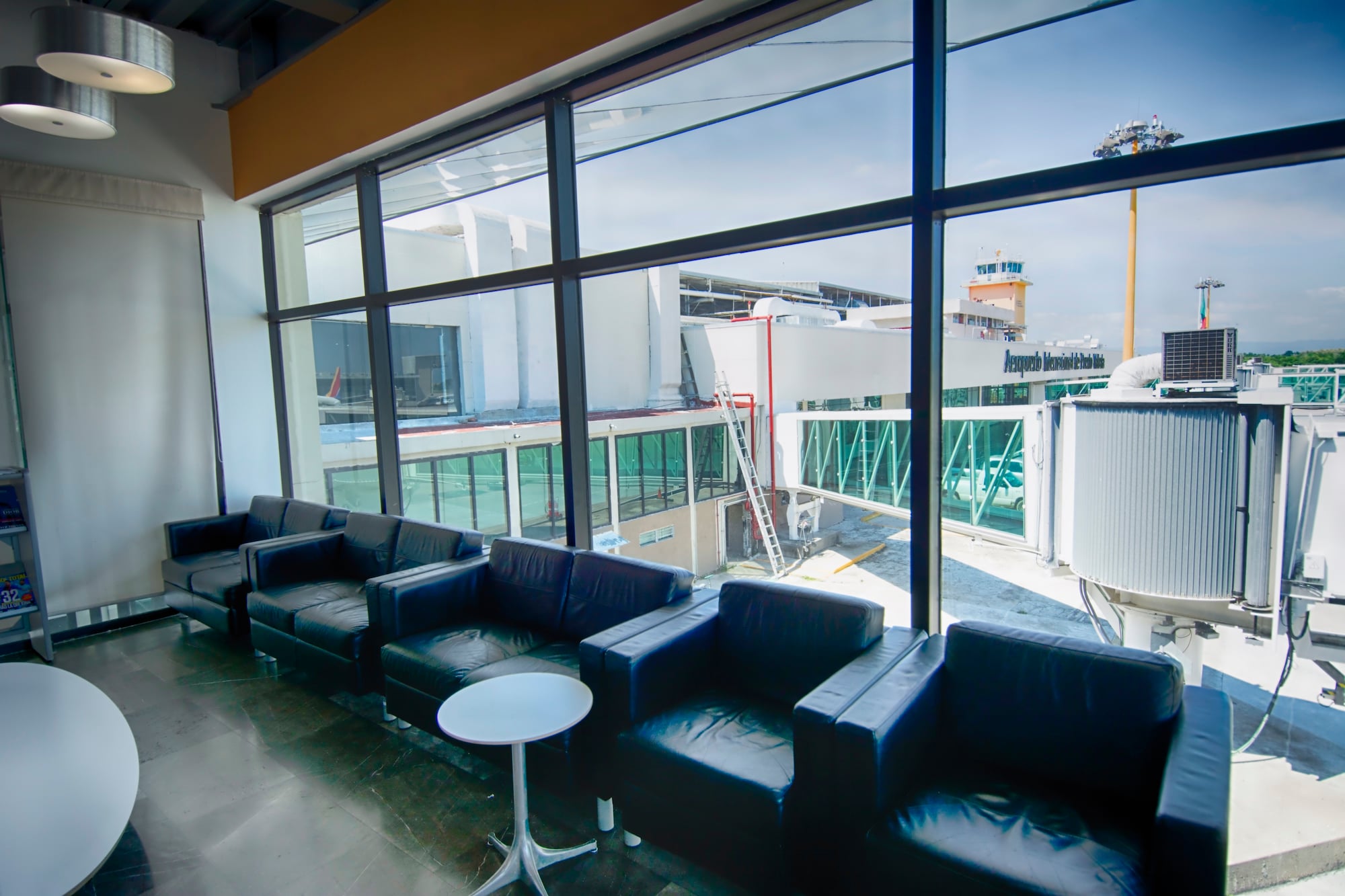 #4 of 5 images of VIP Lounge
