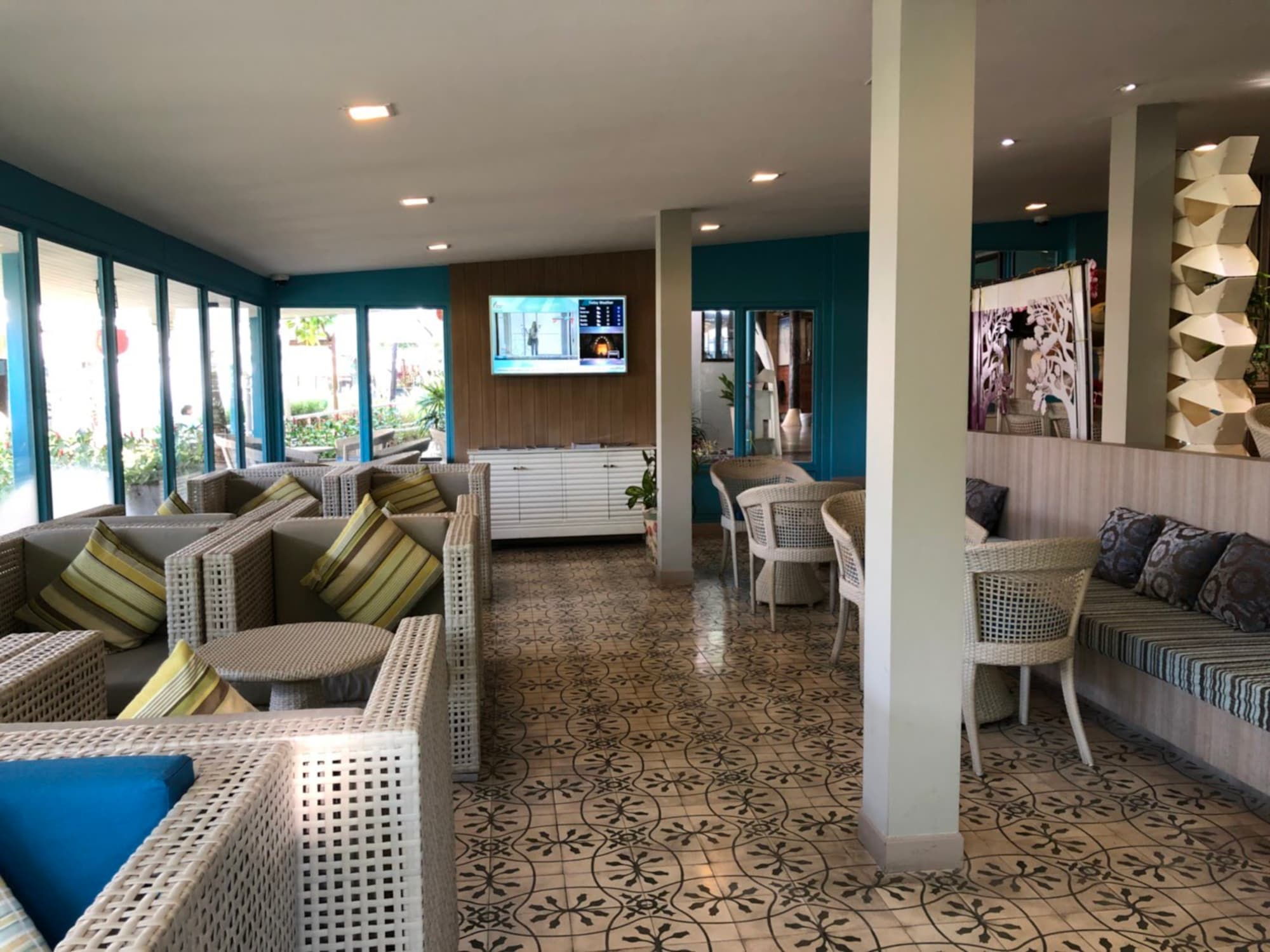 #1 of 5 images of Bangkok Airways Blue Ribbon Lounge (International)