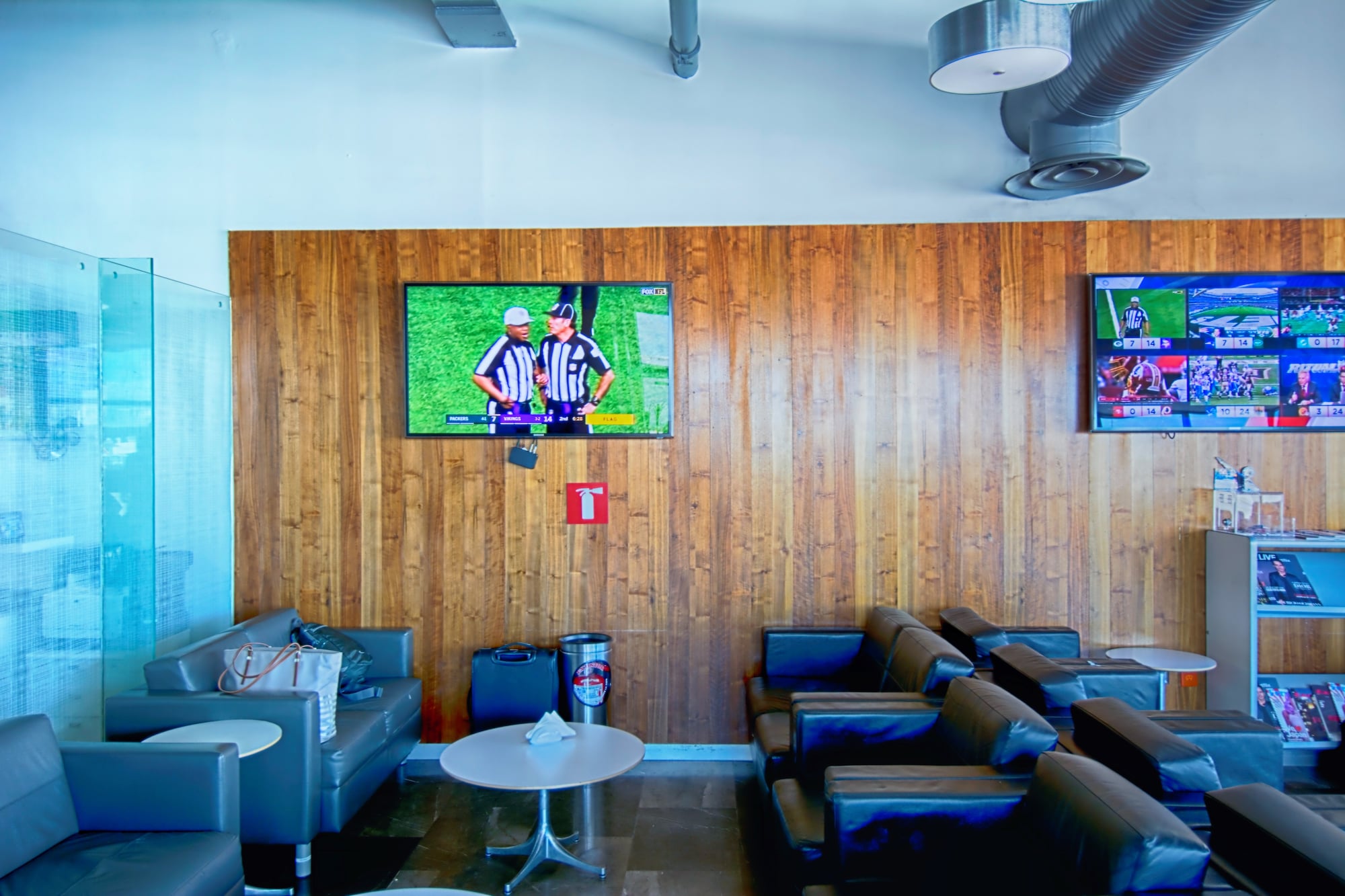 #2 of 5 images of VIP Lounge