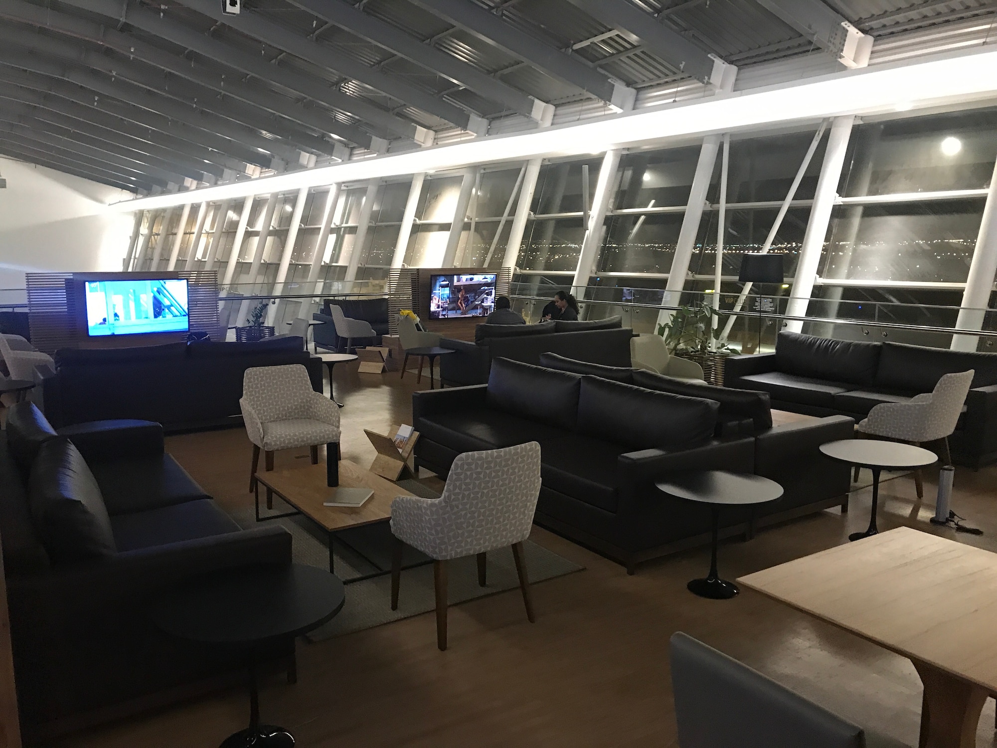 #1 of 5 images of VIP Express Club Pier Norte