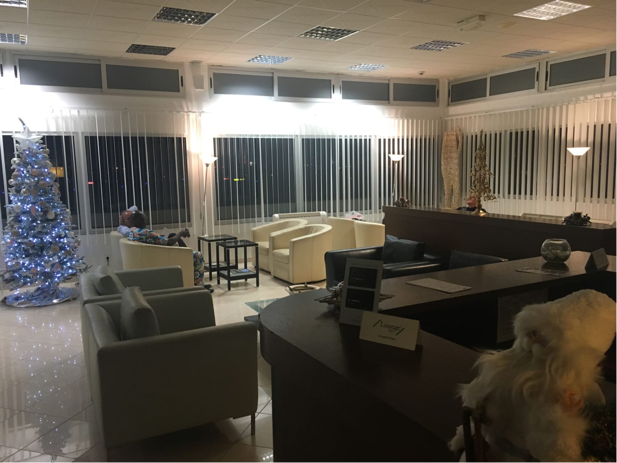 #1 of 5 images of AHS Business Class Lounge