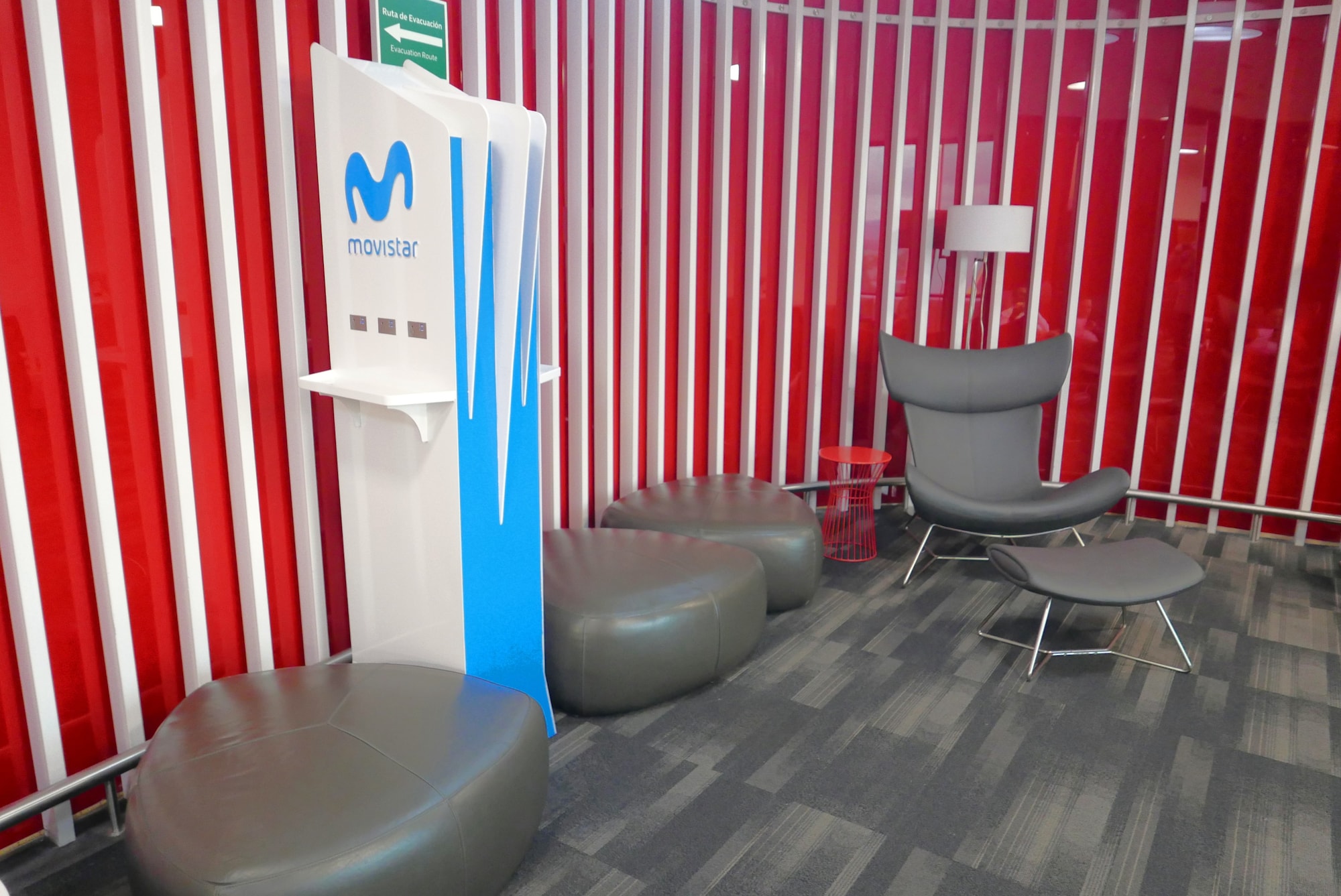#2 of 5 images of Avianca Lounge Medellín