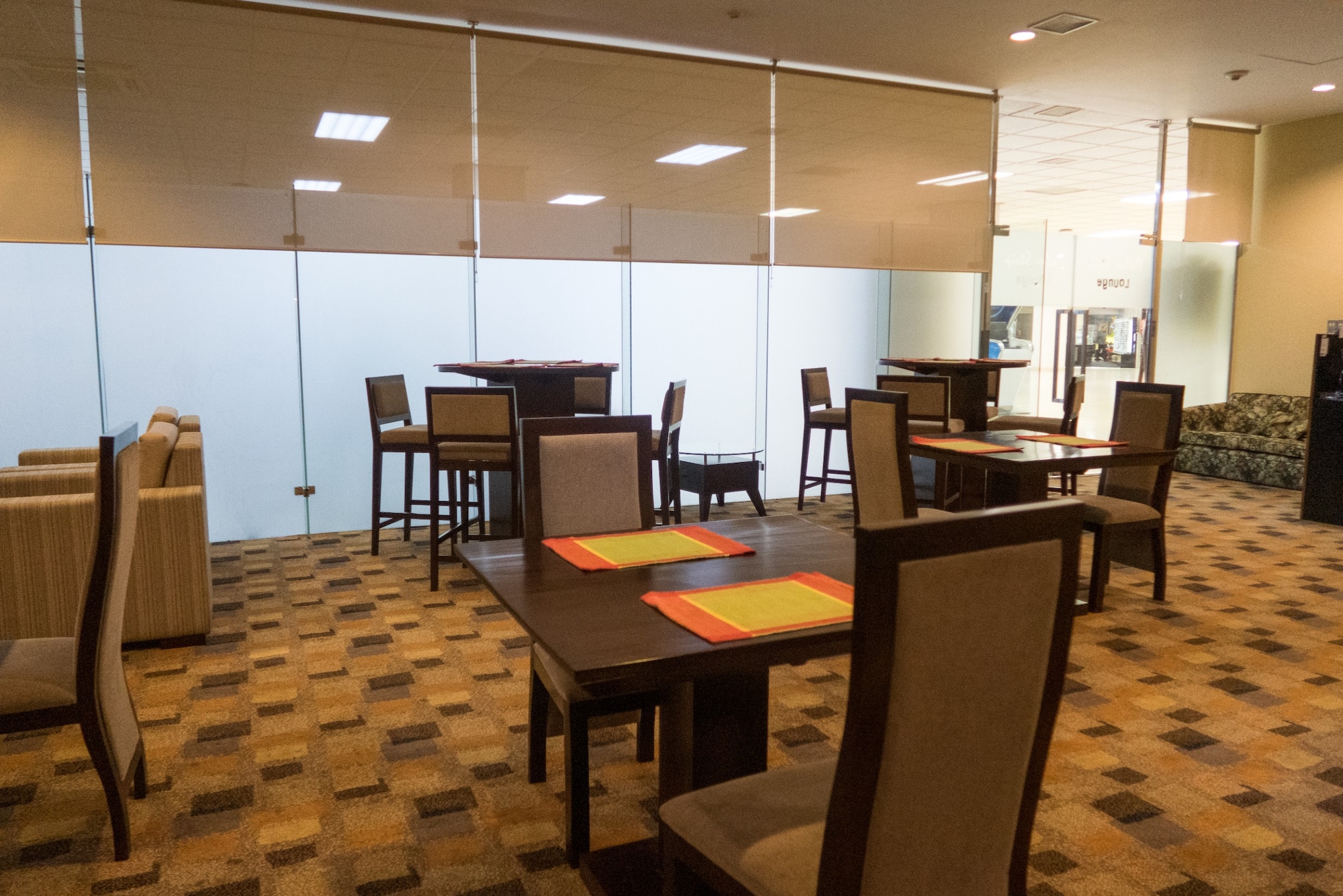 #3 of 5 images of Palm Strip Lounge