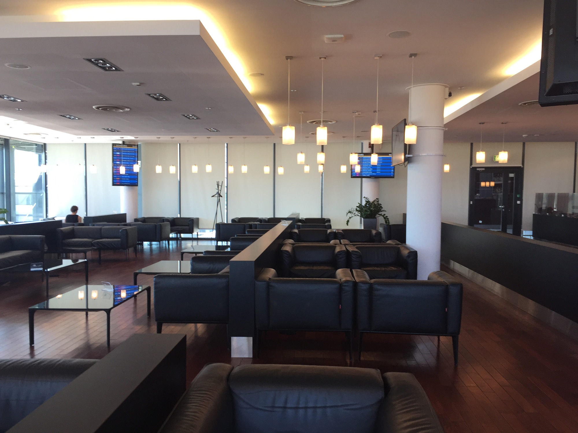 #2 of 5 images of Executive Lounge