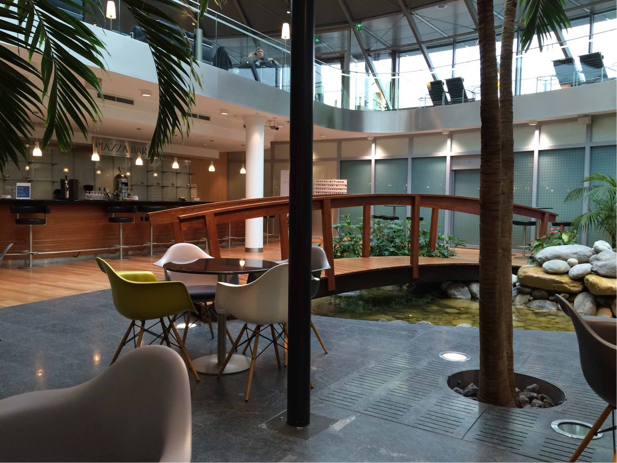 #3 of 5 images of EuroAirport Skyview Lounge