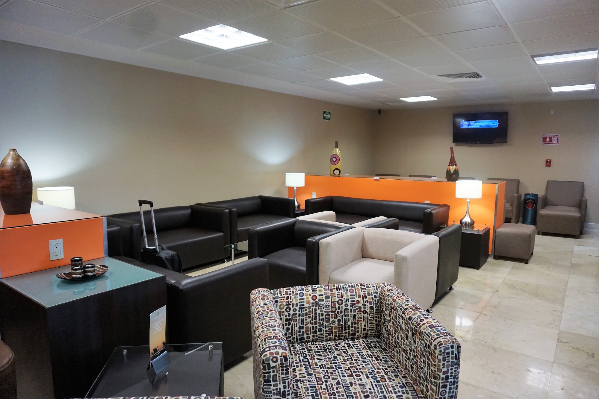 #2 of 5 images of Caral VIP Lounge
