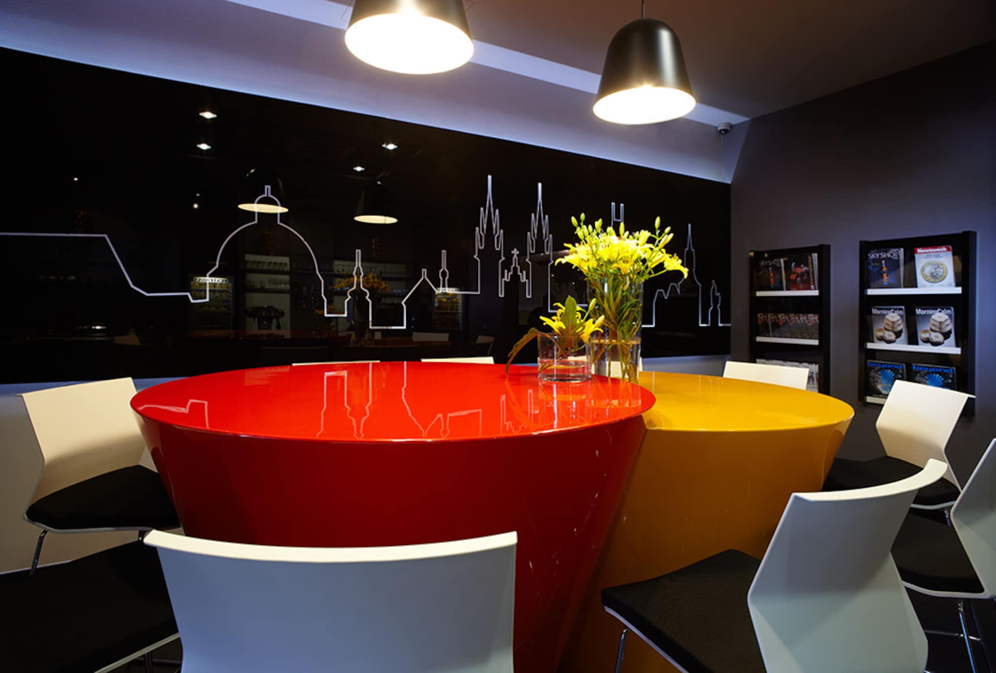 #3 of 5 images of Mastercard Lounge