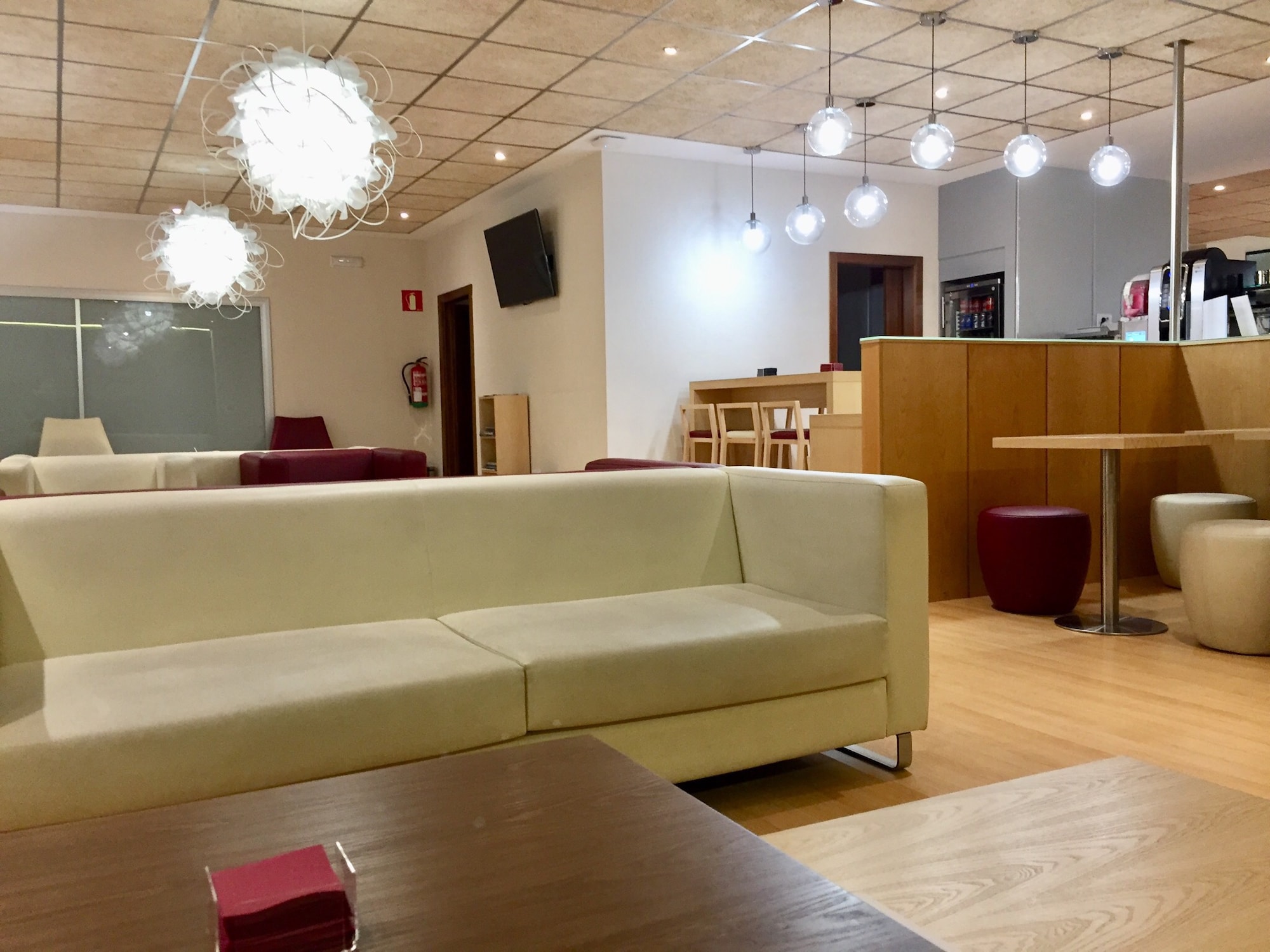 #1 of 5 images of Sala VIP Azahar