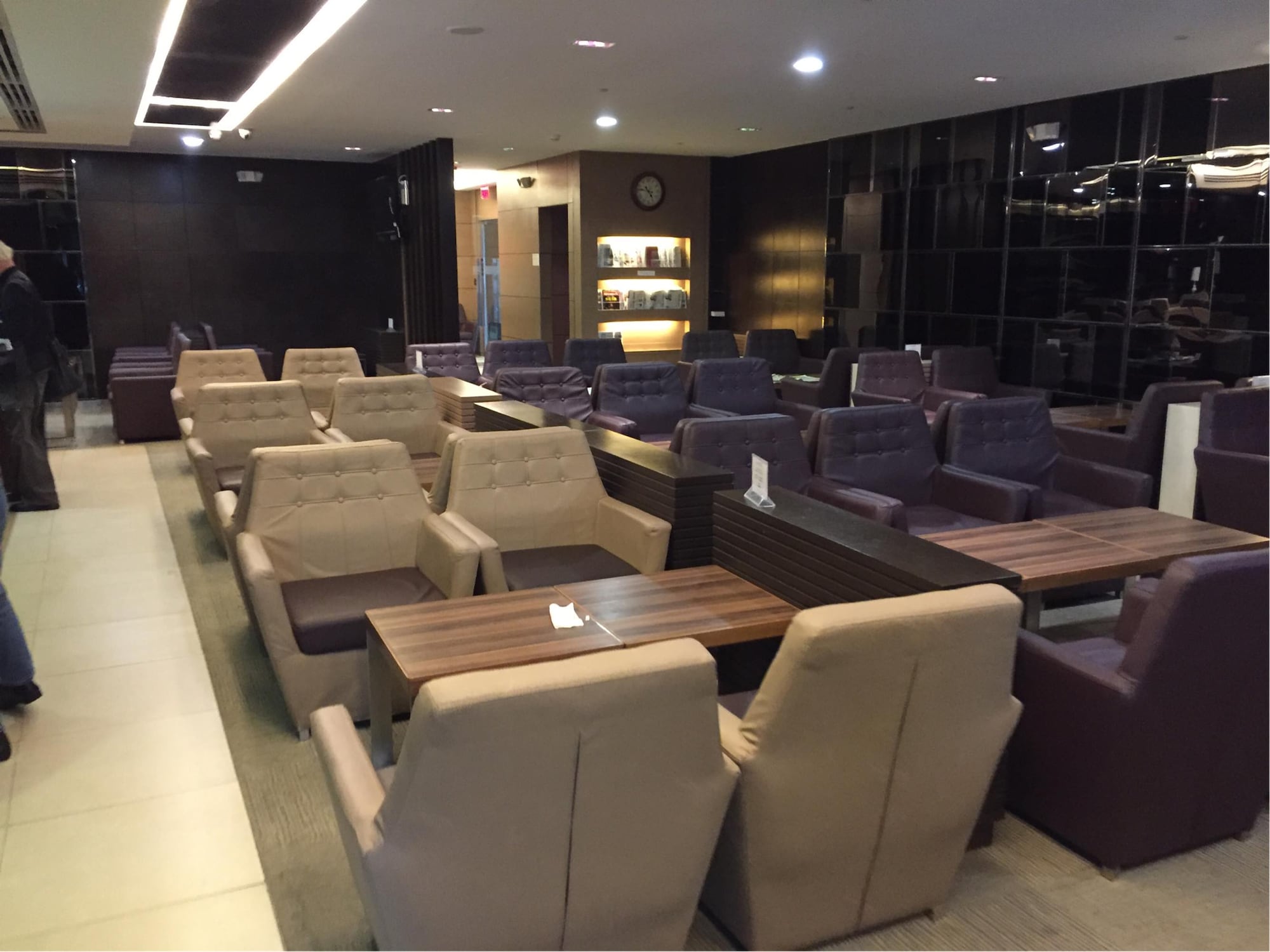 #2 of 5 images of Sagan Bisita Lounge