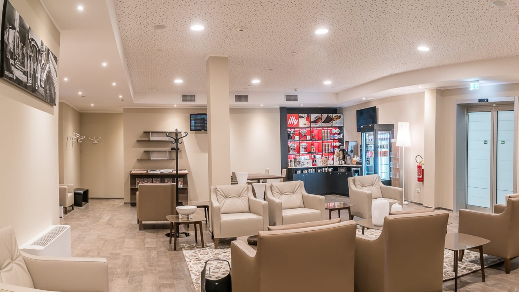 #1 of 5 images of TRS Lounge