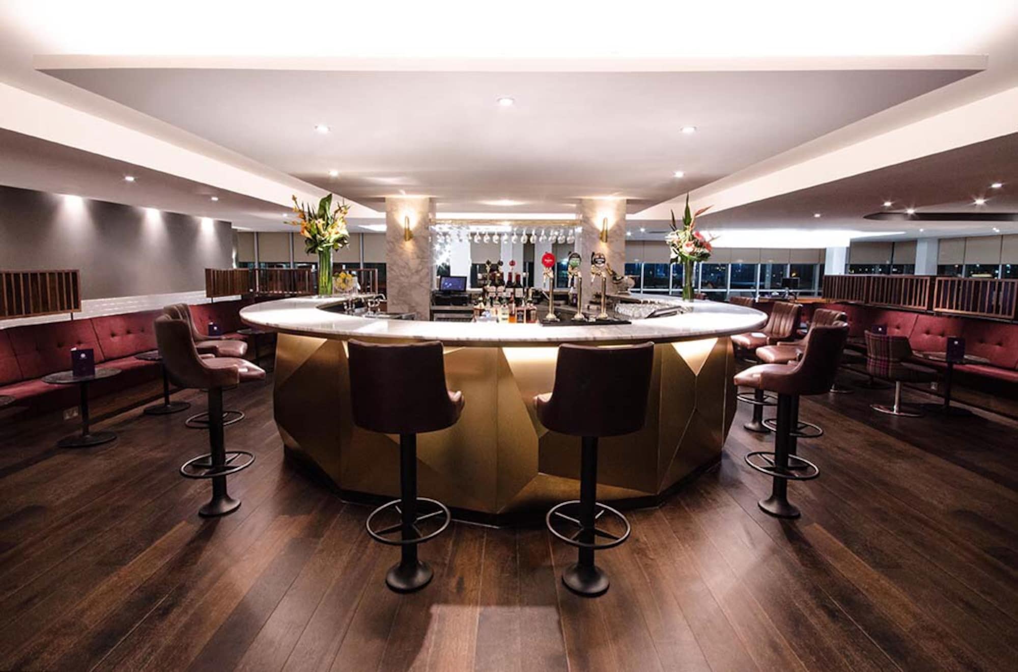 #2 of 5 images of No1 Lounges, Gatwick North
