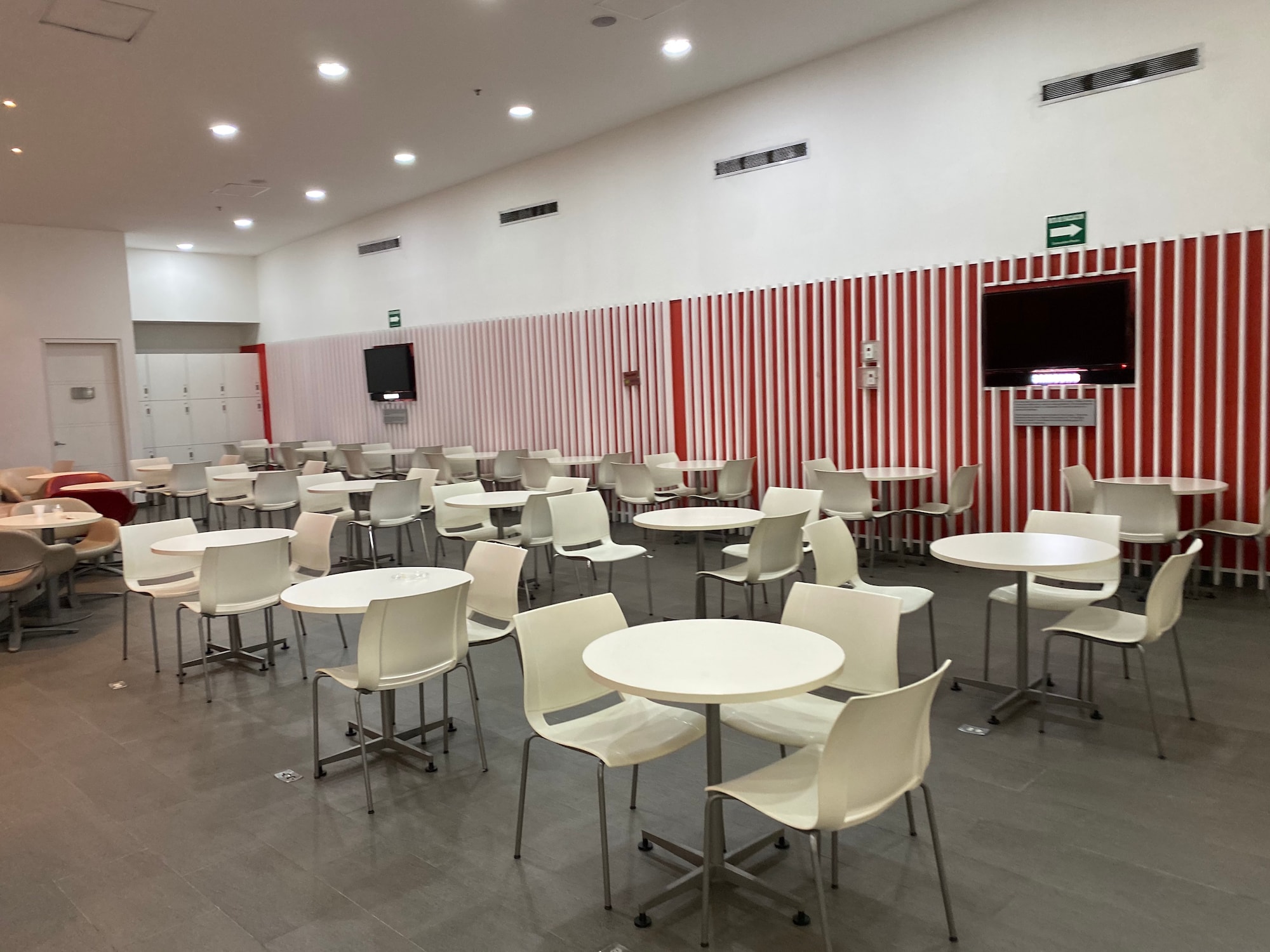 #1 of 5 images of Avianca Lounge Cartagena