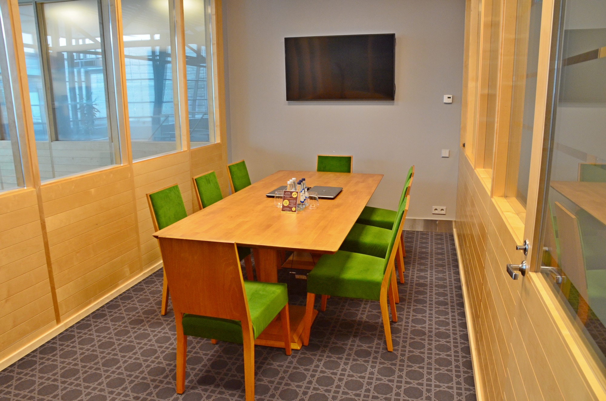 #5 of 5 images of Primeclass Business Lounge