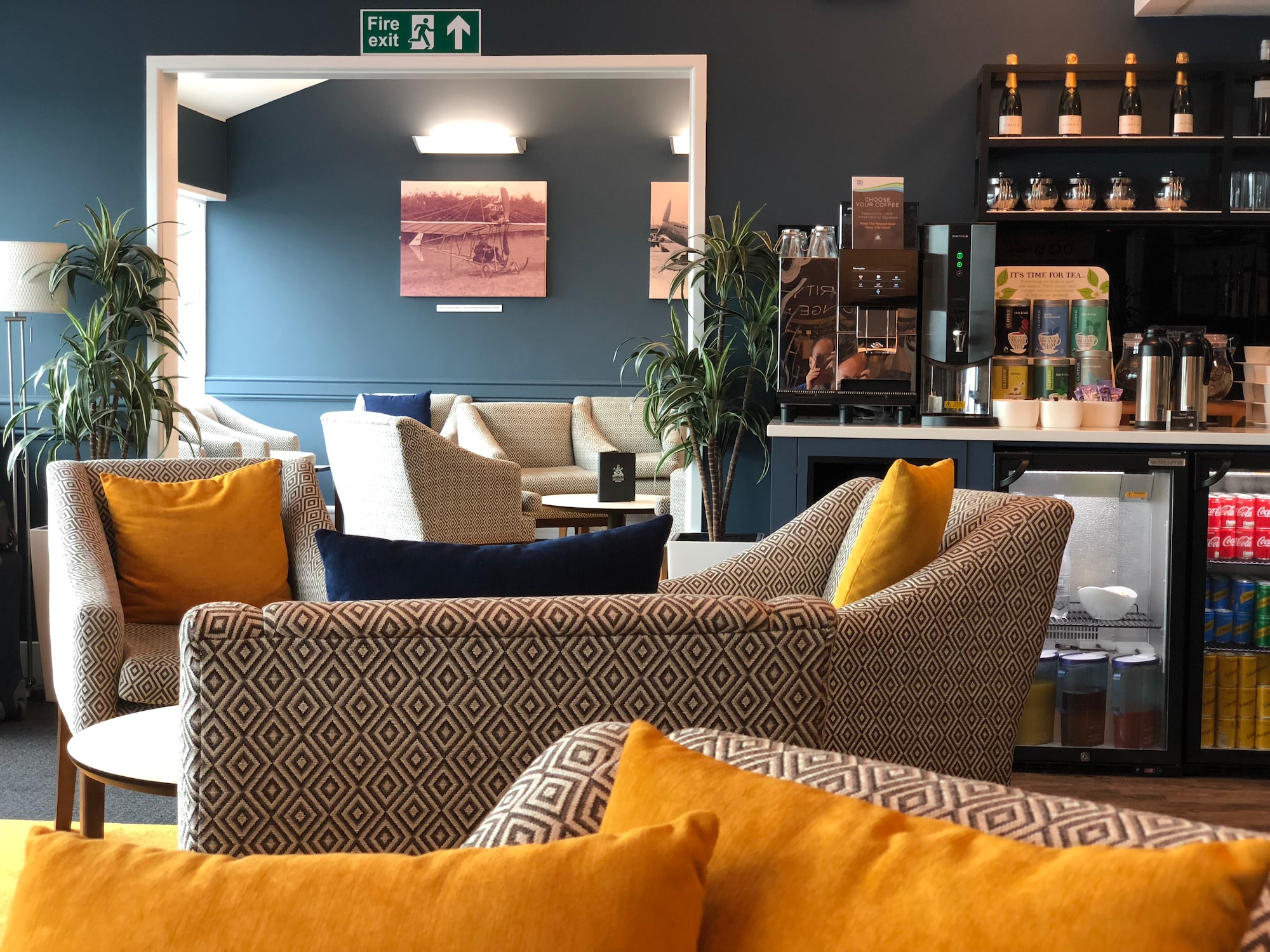 #1 of 5 images of Spitfire Lounge