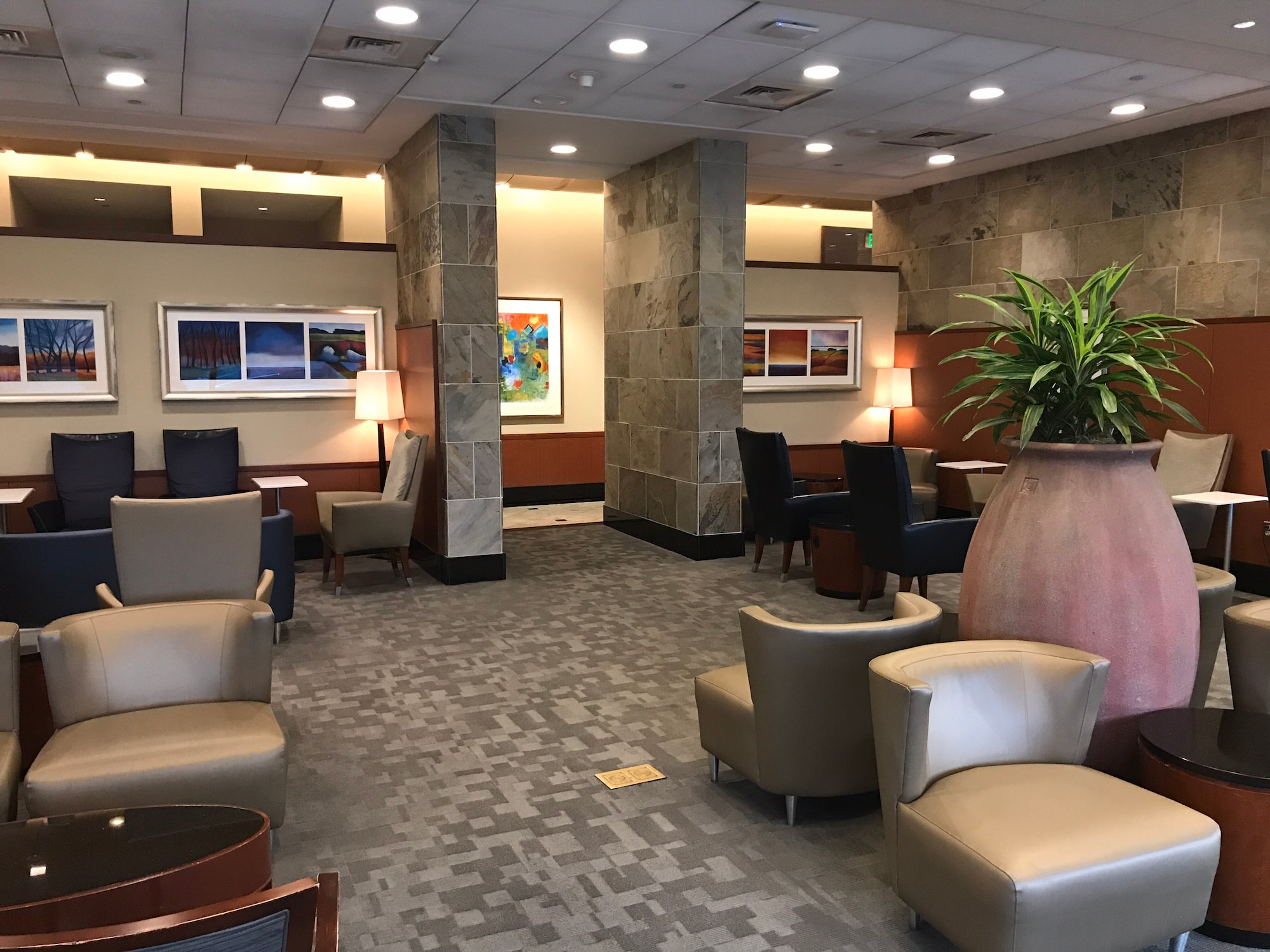 #2 of 5 images of Delta Sky Club