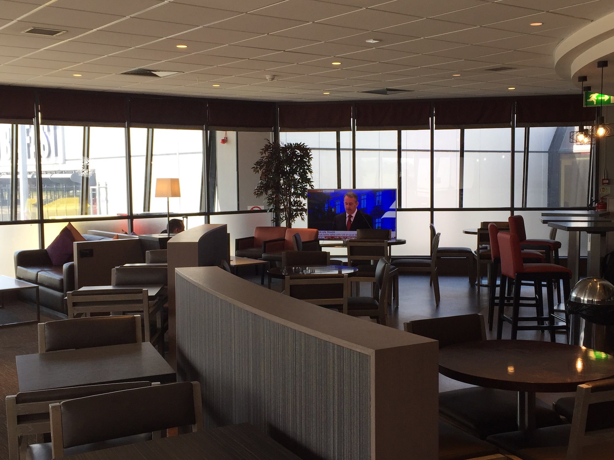 #1 of 5 images of Causeway Lounge