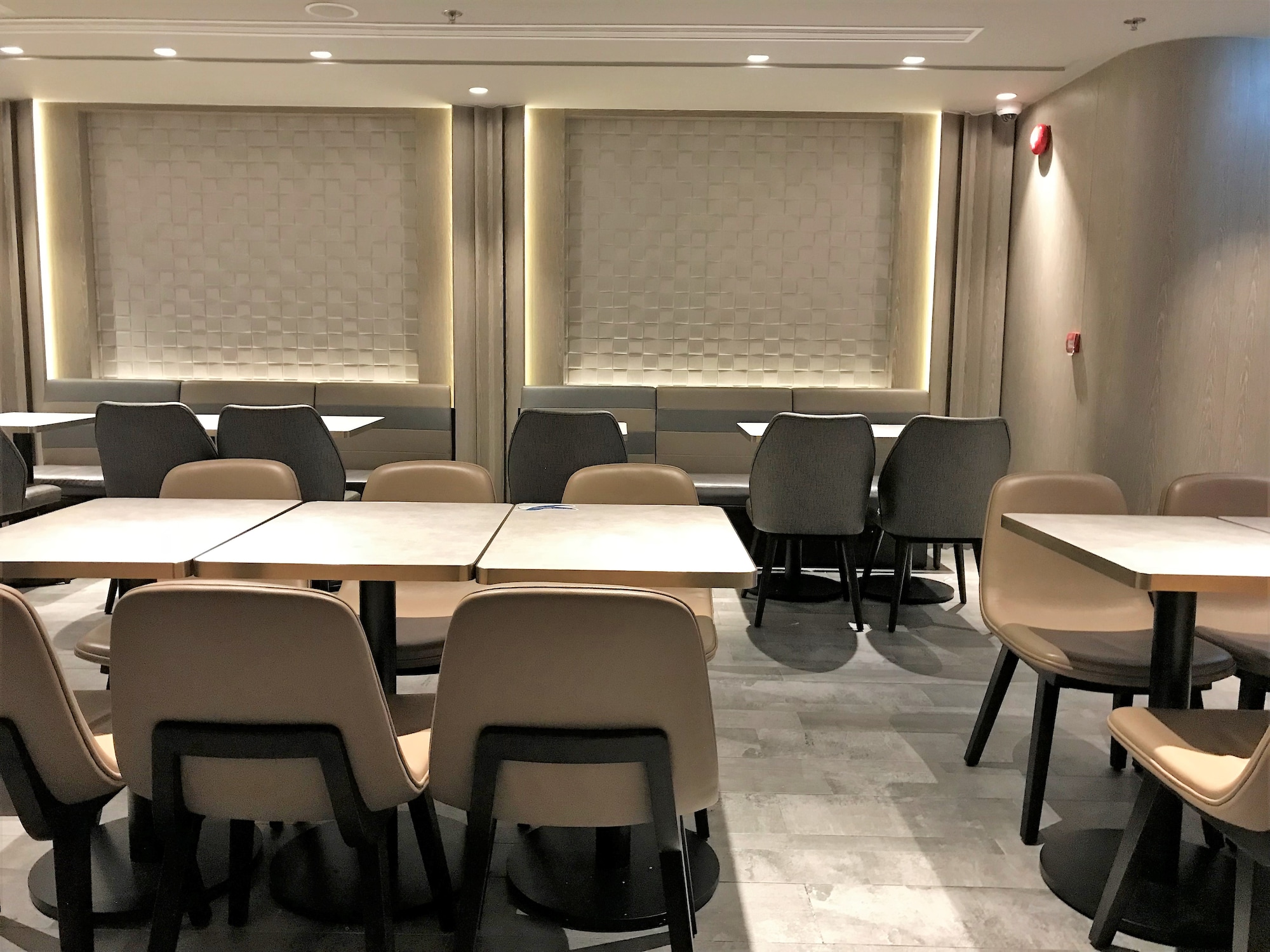 #5 of 5 images of Plaza Premium Lounge (Gate 1)
