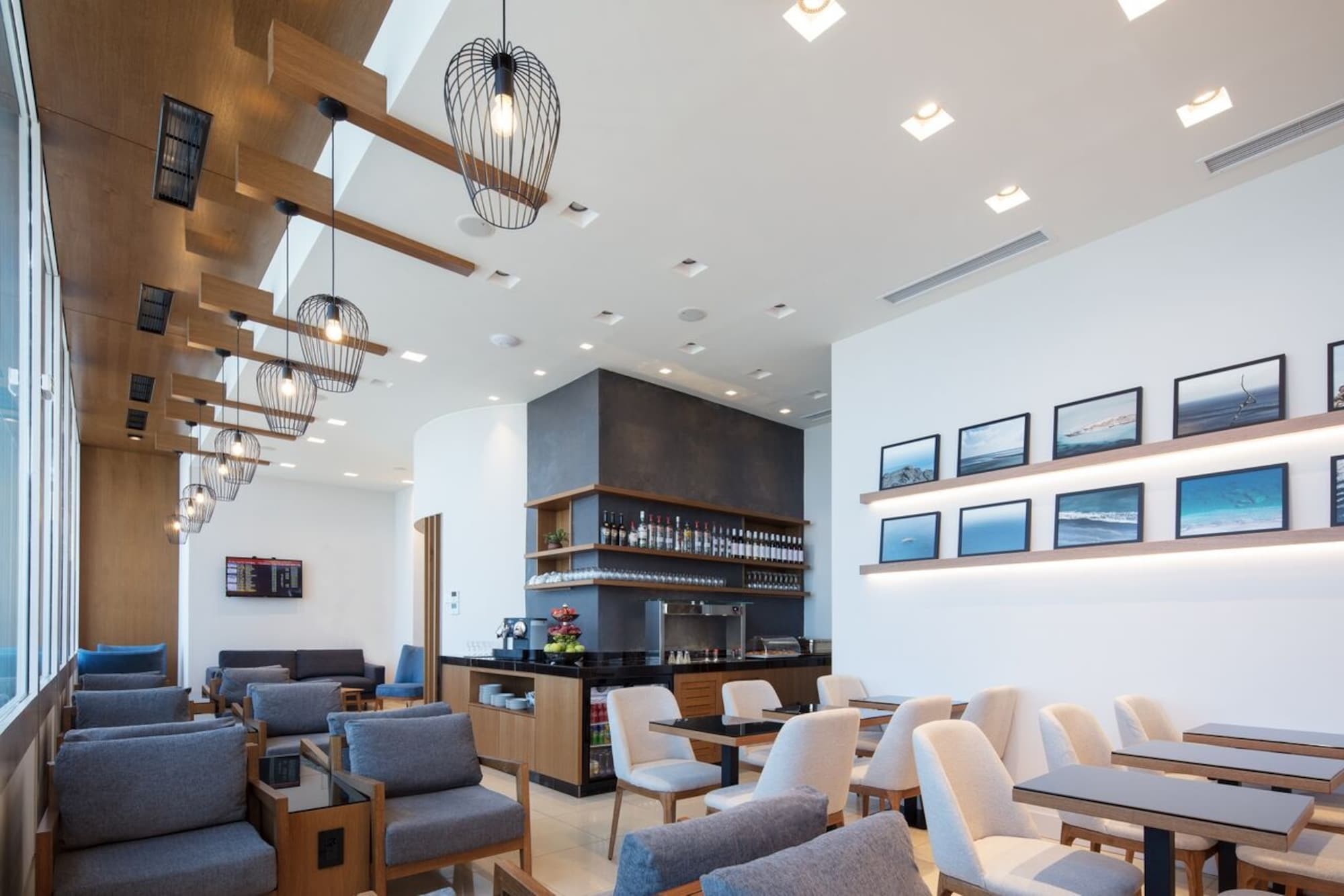 #5 of 5 images of Goldair Handling Lounge