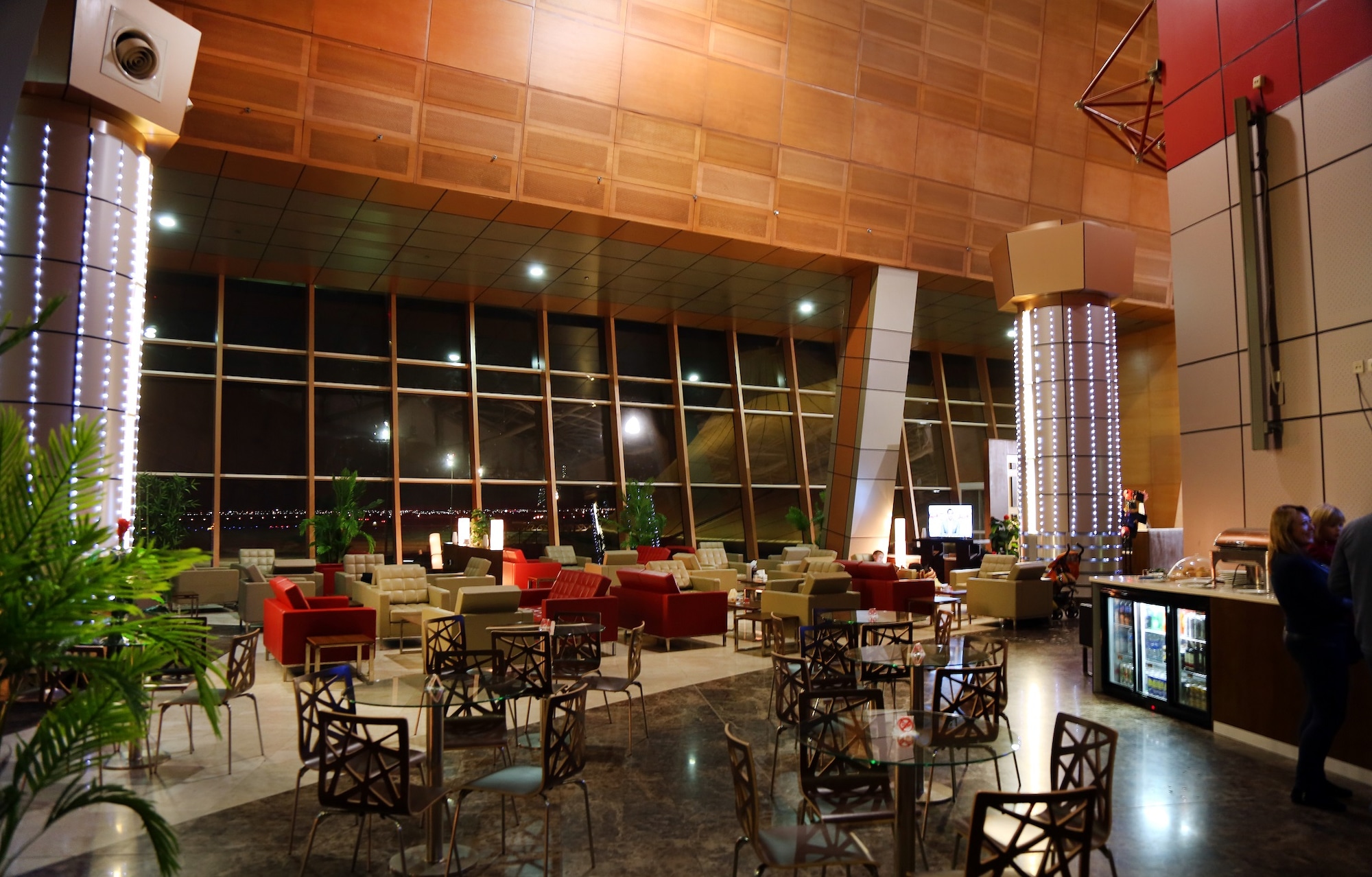 #5 of 5 images of Pearl Lounge (International)