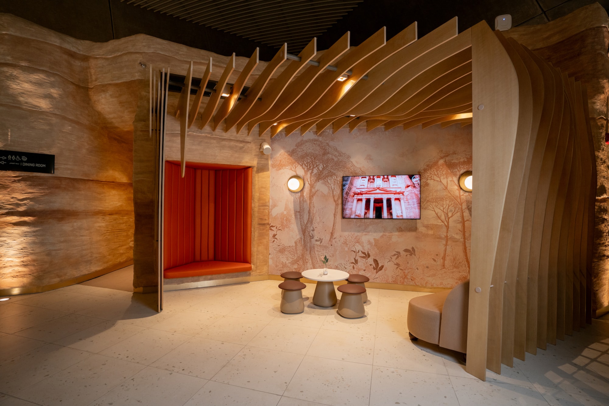 #4 of 5 images of Plaza Premium Lounge (Departures)