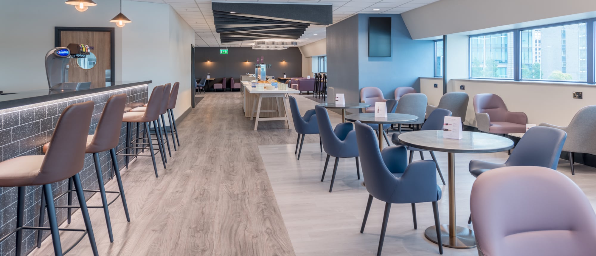 #1 of 5 images of Aspire Lounge (South)
