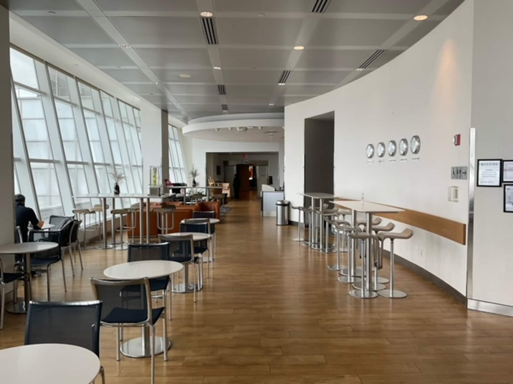 #1 of 5 images of Lufthansa Business Lounge