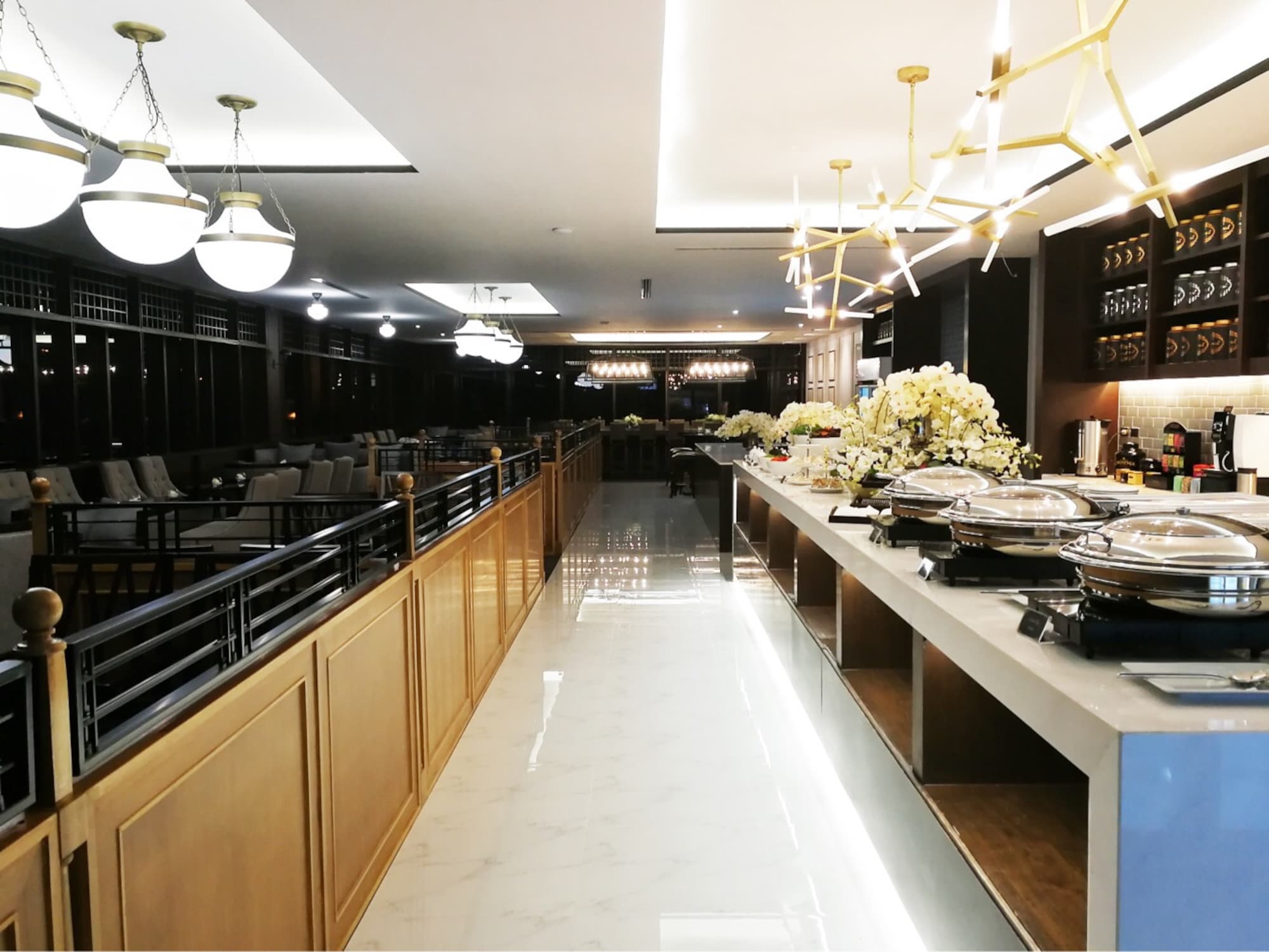 #4 of 5 images of The Coral Executive Lounge