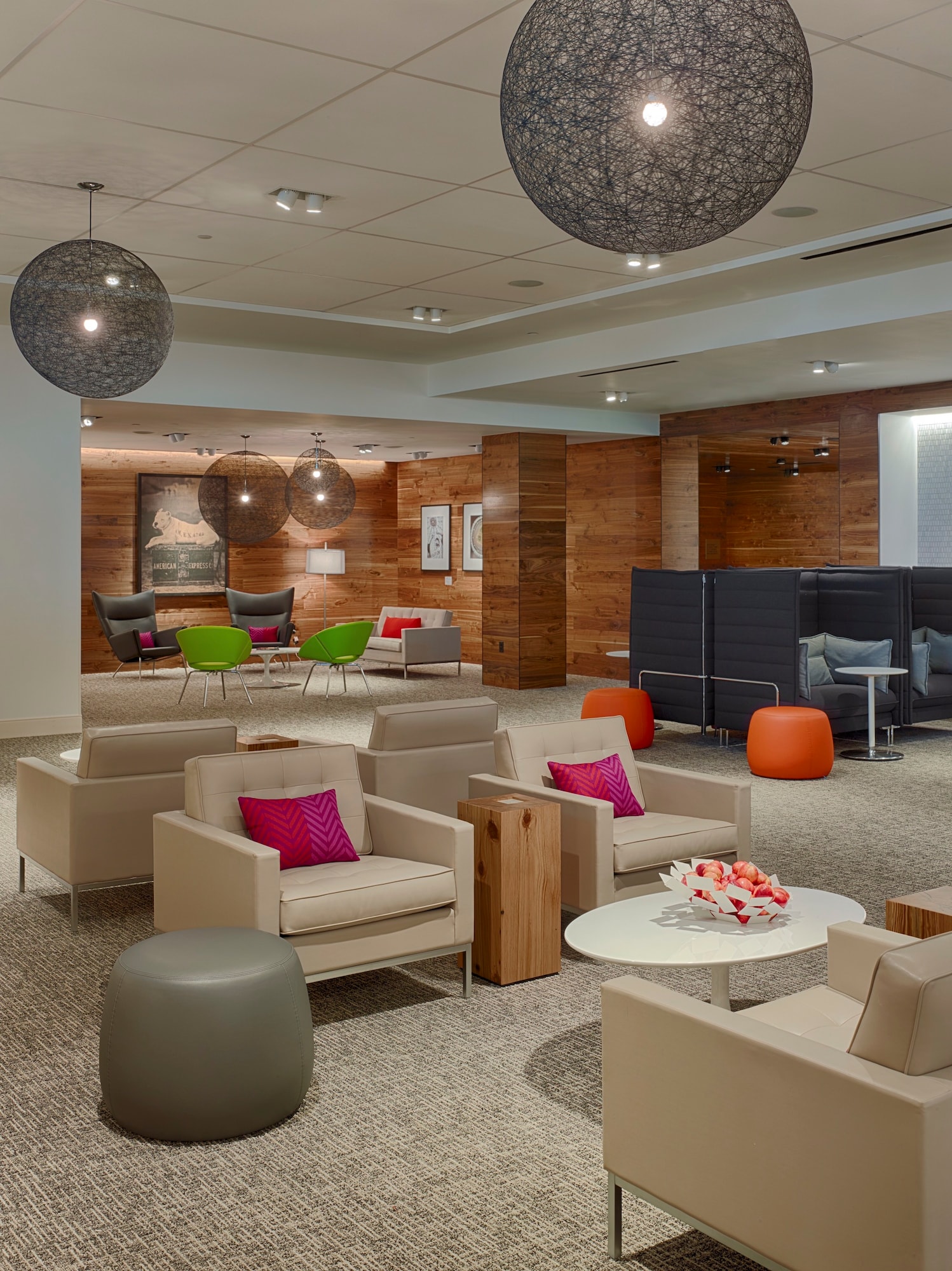 #2 of 5 images of The Centurion Lounge