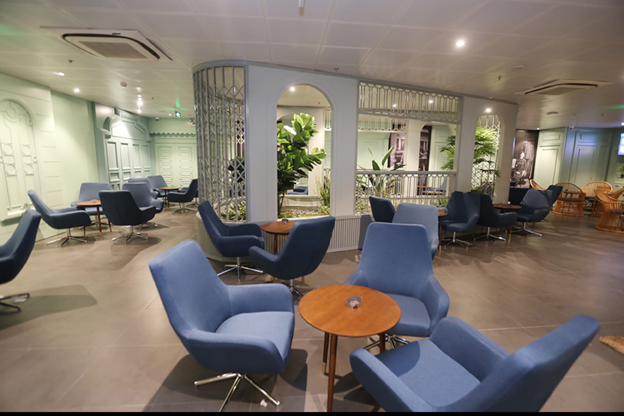 #1 of 5 images of Le Saigonnais Business Lounge