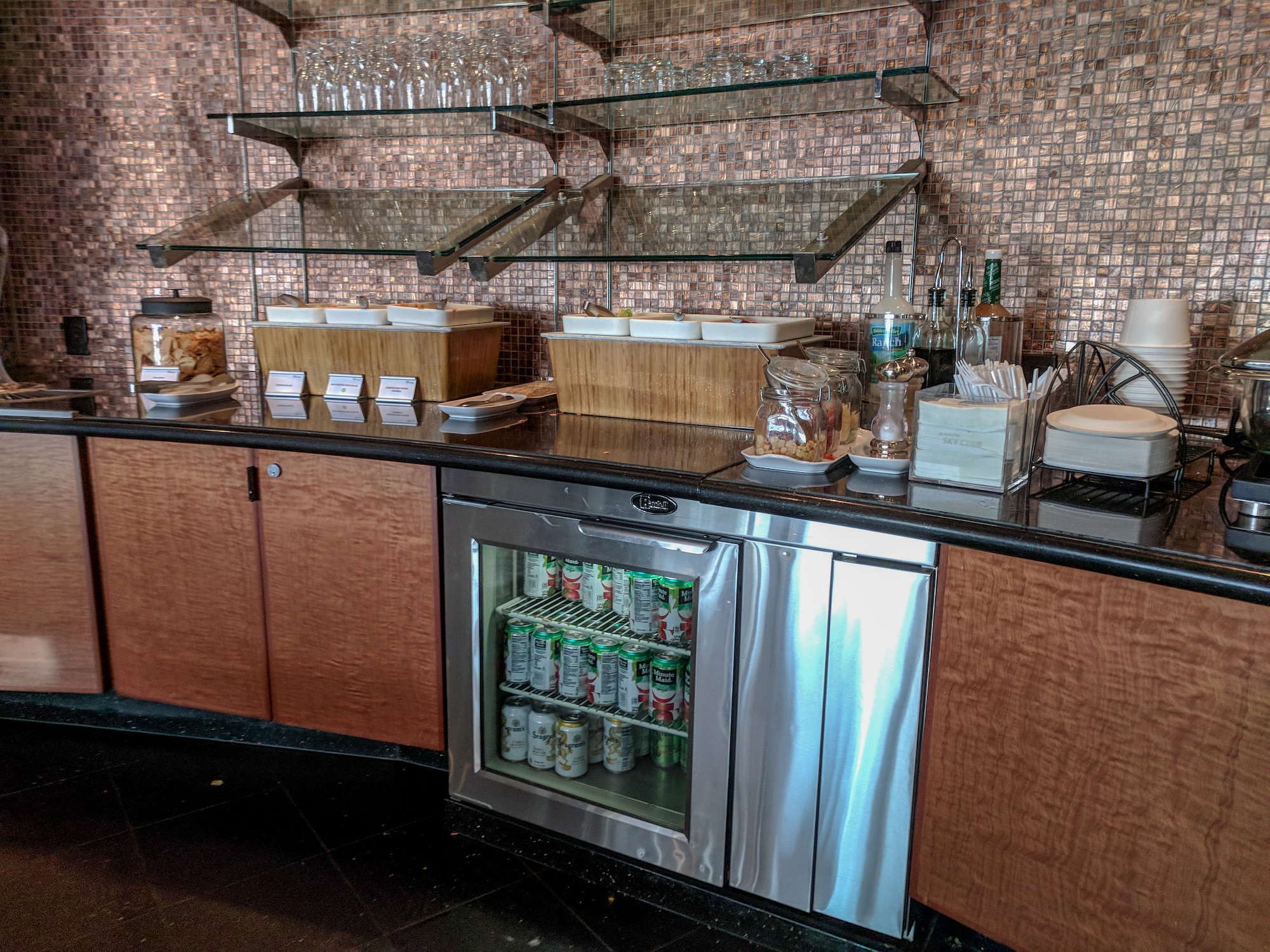#5 of 5 images of Delta Sky Club (Gate A68)
