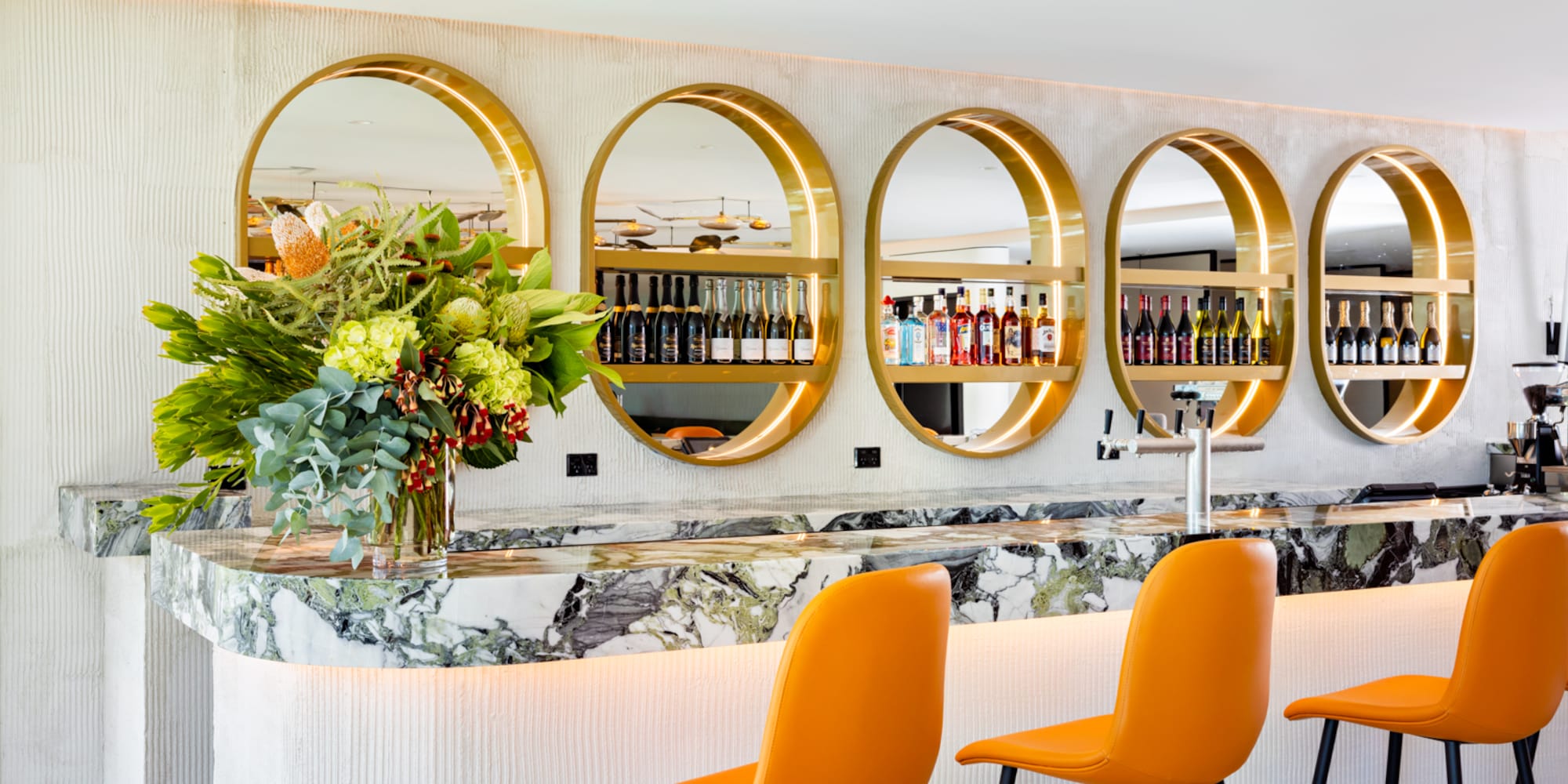 #2 of 5 images of Plaza Premium Lounge (International)