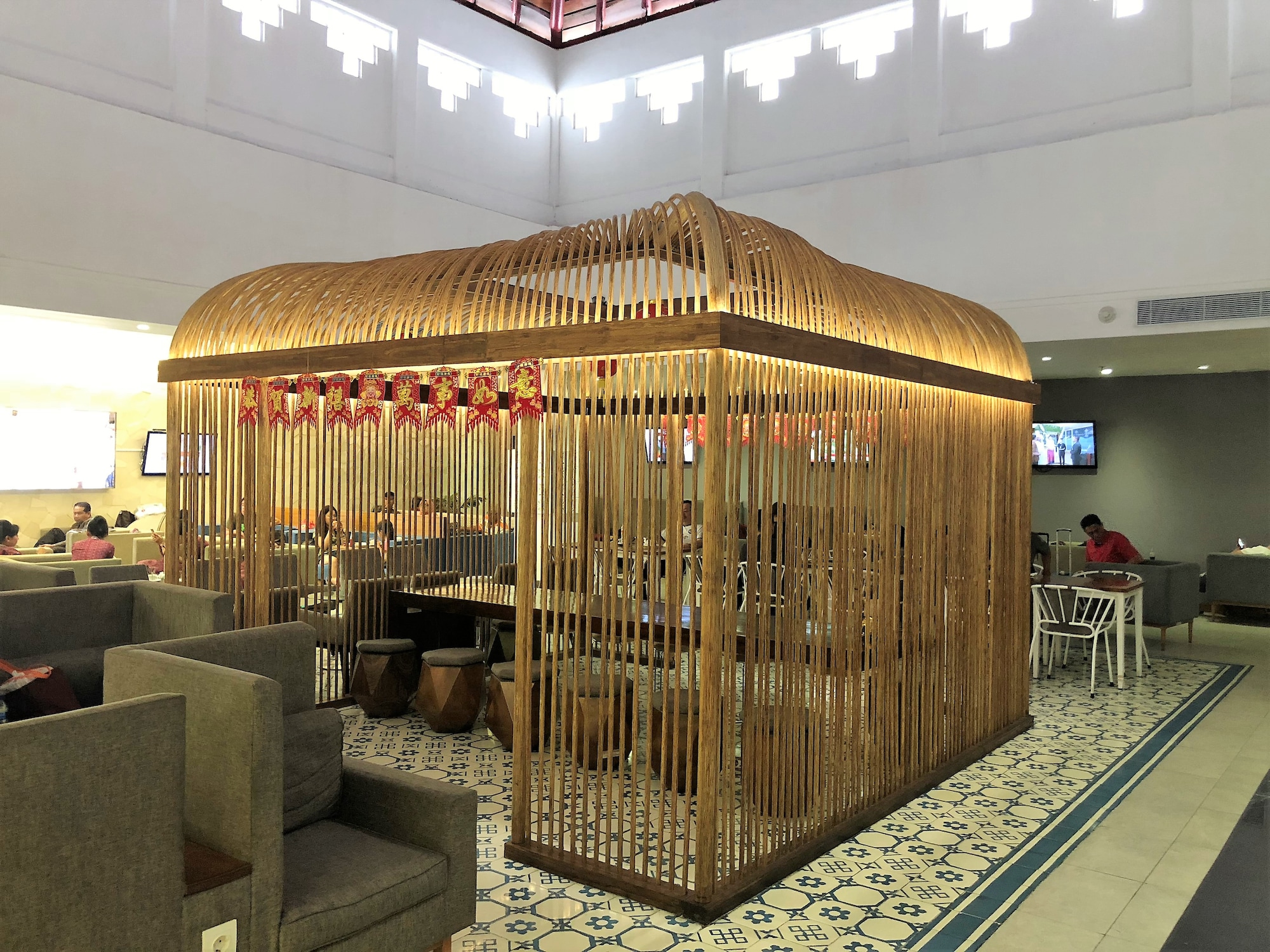 #5 of 5 images of Concordia Lounge