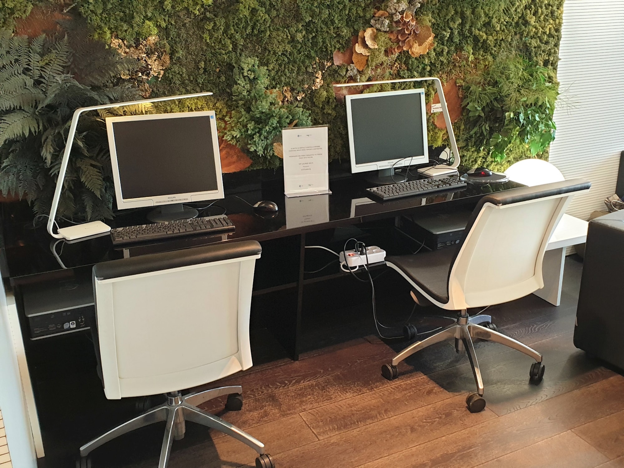 #4 of 5 images of VIP Lounge 'Angelo D'Arrigo'